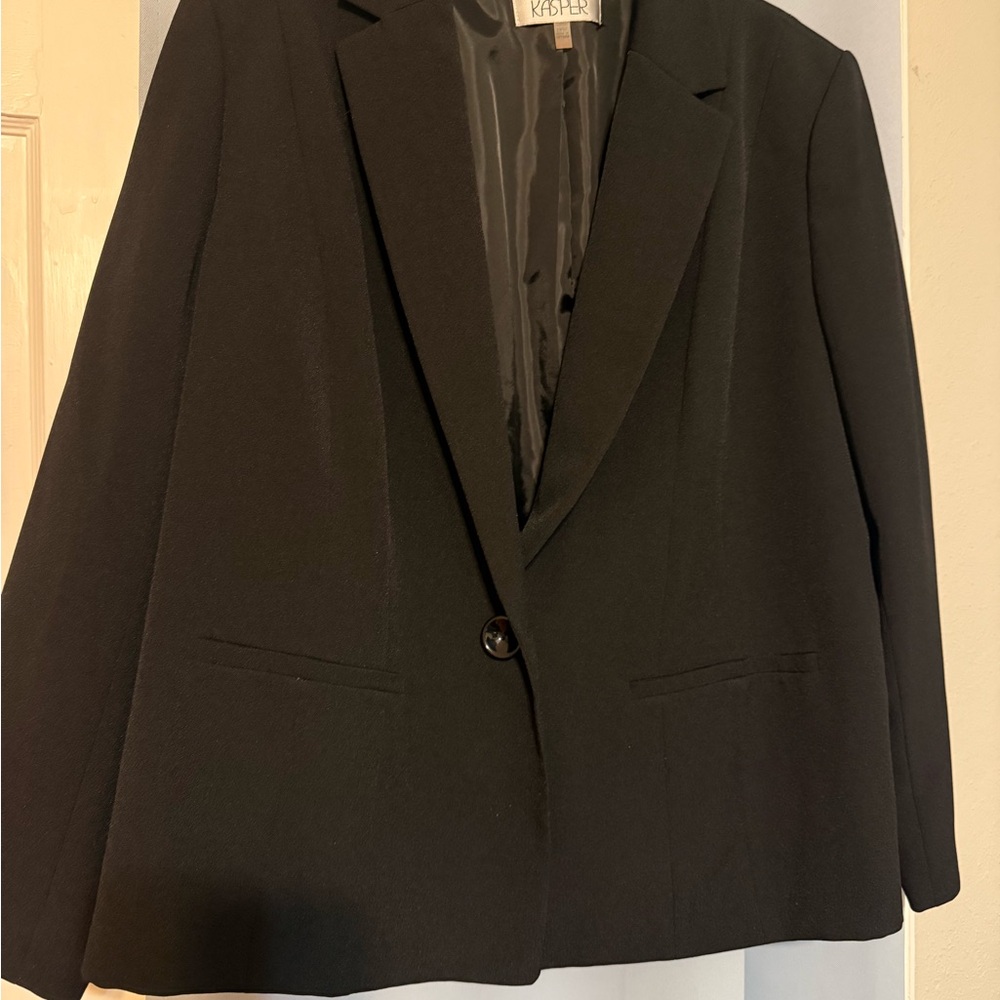 Kasper Classic Black Blazer
